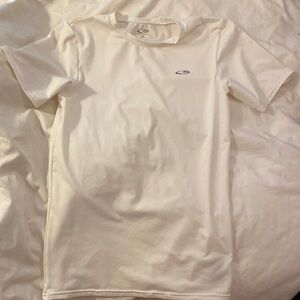 Unisex children’s swim rash guard (size XL) with UV protection.